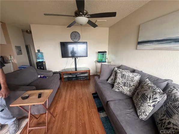 8634 Park St APT 3, Bellflower, CA 90706