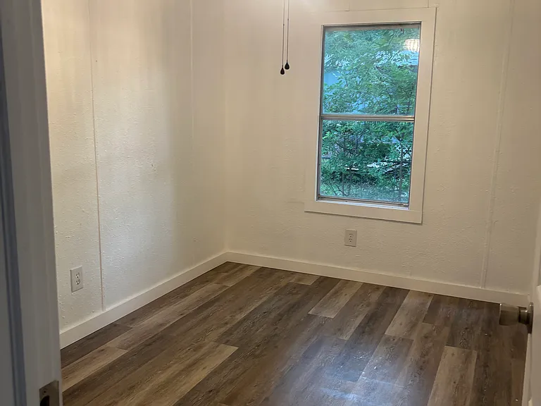 13812 S Zenith St #1 — Photo 23