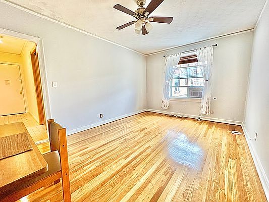 5th image of 30-51 Hobart St #6