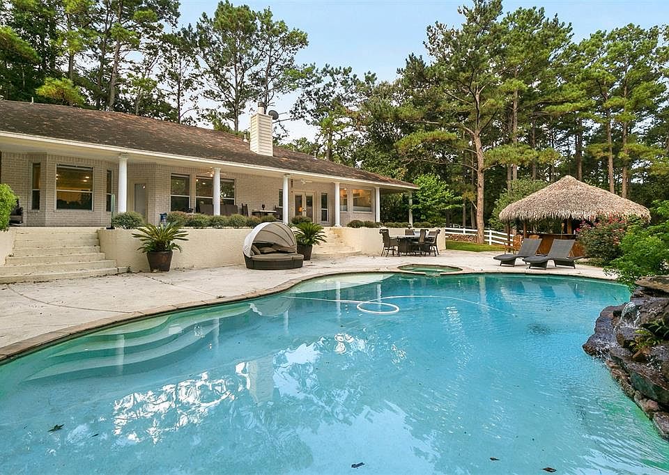 1st image of 2026 Windcrest Dr