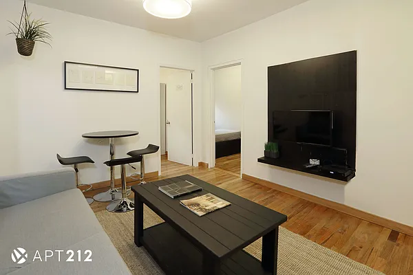 Rented by APT212 INC | media 5