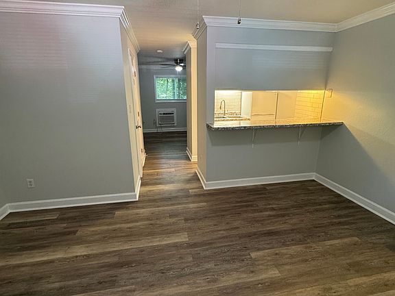 2nd image of 702 S Aspen St #11