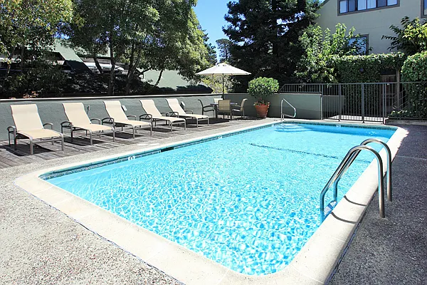 Woodmont Apartments — Photo 12