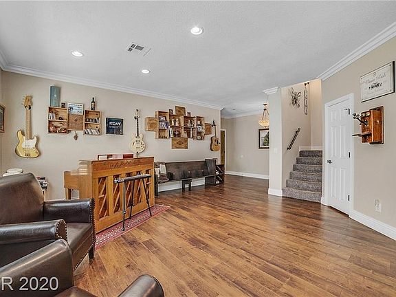 2nd image of 9301 Valencia Canyon Dr