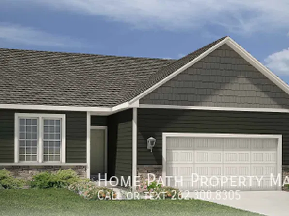 W218N16058 Tiger Lily Dr, Jackson, WI 53037