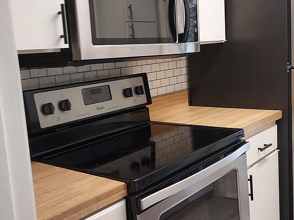 2nd image of 12888 Montfort Dr APT 223
