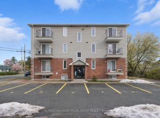 902 Notre Dame St #100, Russell, ON K0A1W1