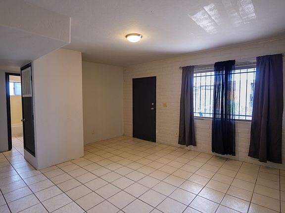 2nd image of 727 W Idaho St APT A