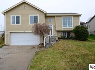7354 N 77th St, Omaha, NE 68122