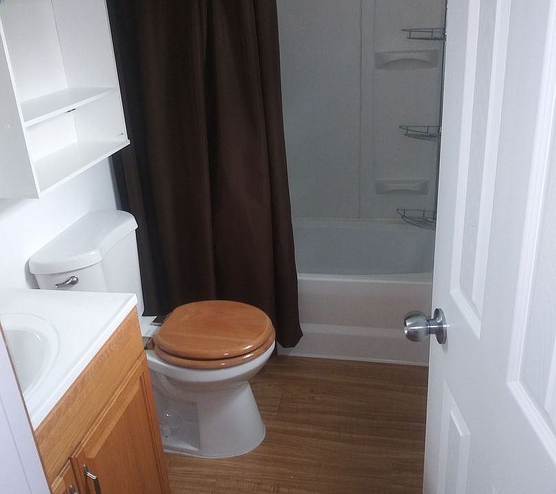 2nd image of 310 3rd Ave NW #8178818