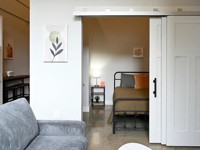 Residence at Discovery Square - 511 3rd Avenue Southwest - 103 — Photo 4