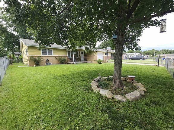 2nd image of 1348 Fogarty Dr