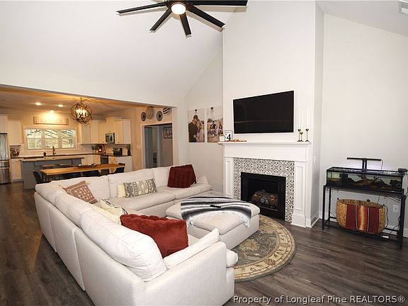 5th image of 1843 Meadow Rd