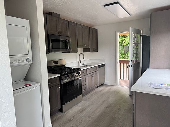 4th image of 3993 Chico Way NW #A