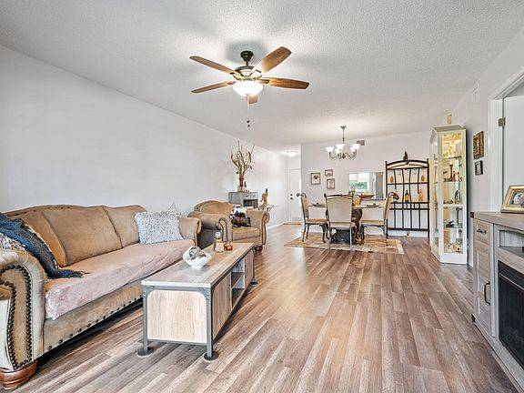 5th image of 119 Lake Carol Drive