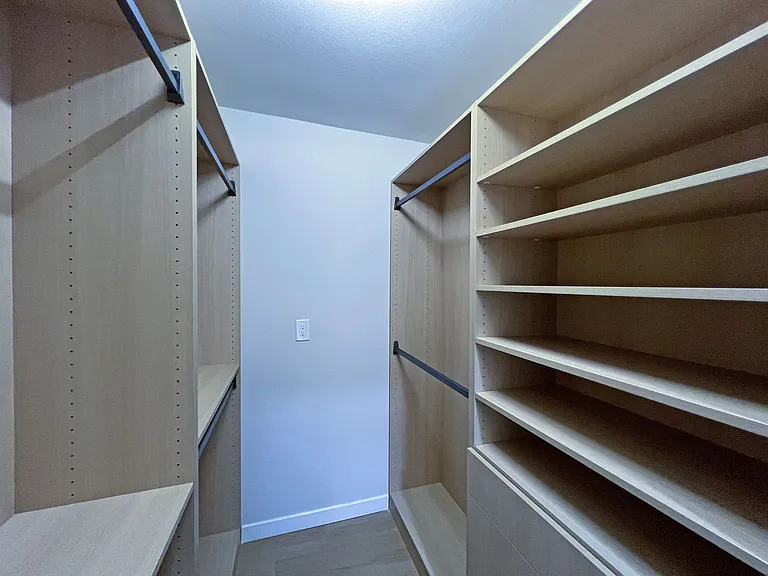 105 Cedar Crest Ln — Photo 31