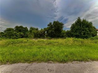 2516 54th St SW, Lehigh Acres, FL 33976