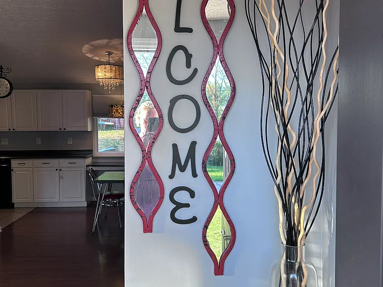 5040 Flintlock Dr — Photo 2