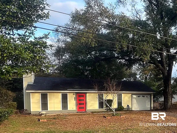 151 East Dr, Mobile, AL 36608