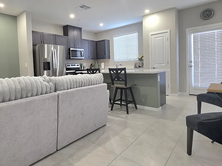 5744 Crenellated St — Photo 4