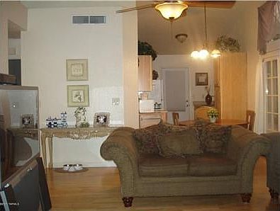3rd image of 3057 W Placita De La Roseta