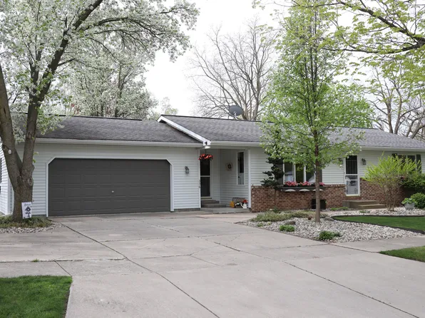 336 E Elm St, Fremont, MI 49412