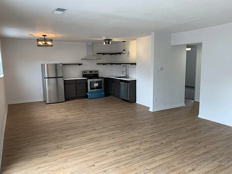 1740 Missouri Ave #L — Photo 5