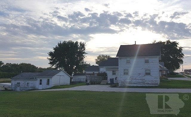 2nd image of 508 6th St