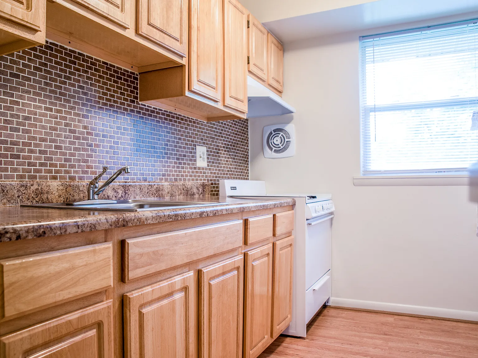 Middle Branch Manor — Photo 4