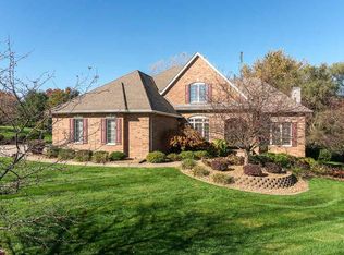 19044 250th Ave, Bettendorf, IA 52722