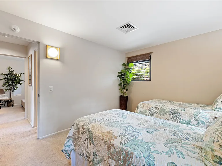 5543 Kalanianaole Hwy — Photo 14