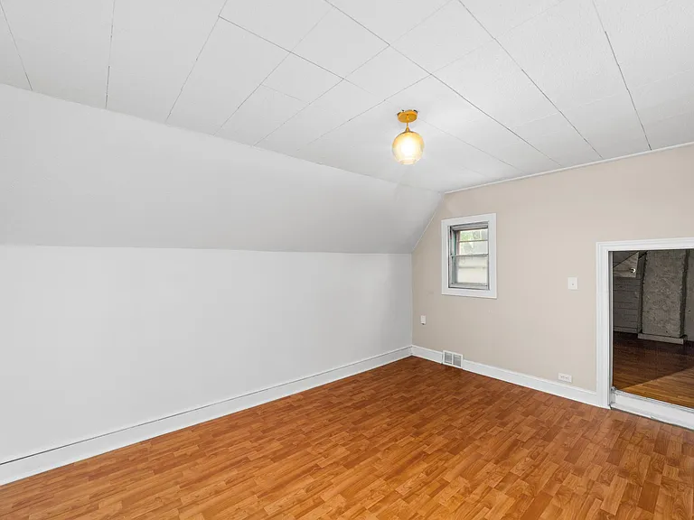 4709 Franklin Blvd #UP — Photo 8