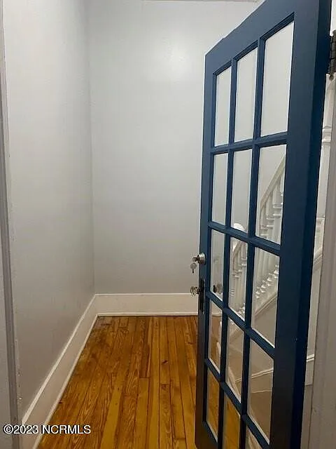 2 bed, 1.0 bath, $1,250 — Photo 4