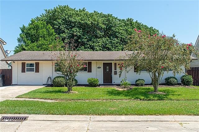 1st image of 3620 E Louisiana Dr
