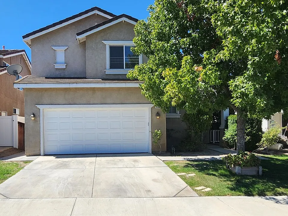 1340 Goldeneagle Dr