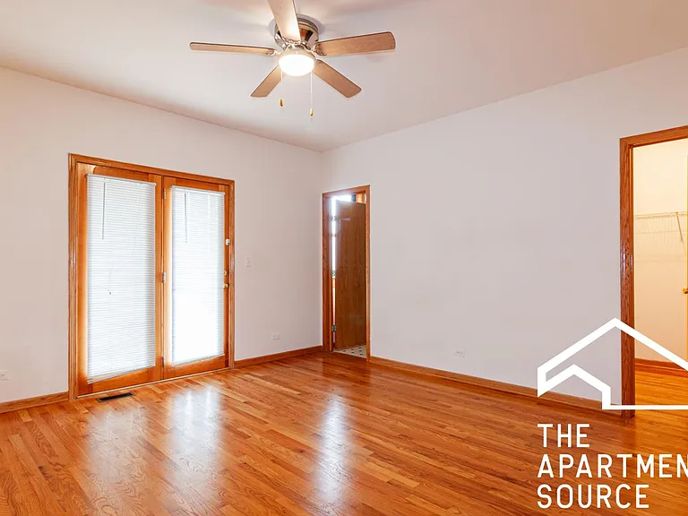 3117 N Damen Ave #1 — Photo 3