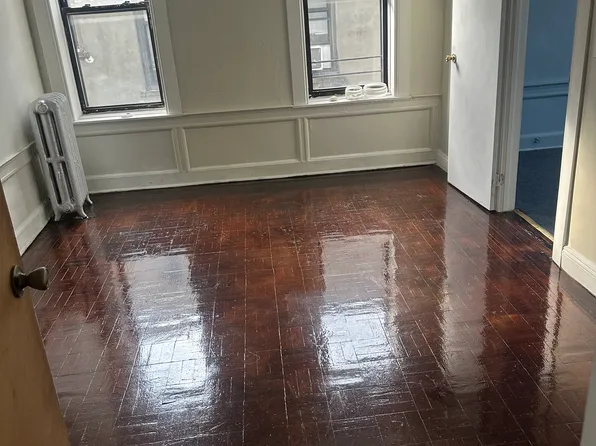 (undisclosed Address), Brooklyn, NY 11212
