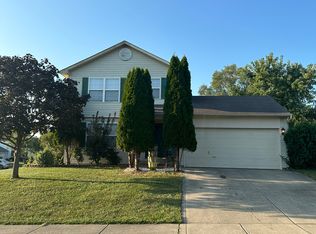 1682 Bridle Way Blvd, Columbus, IN 47201