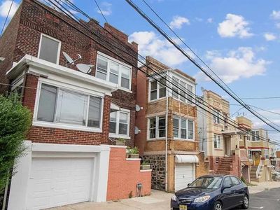 332 72nd St, North Bergen, NJ, 07047