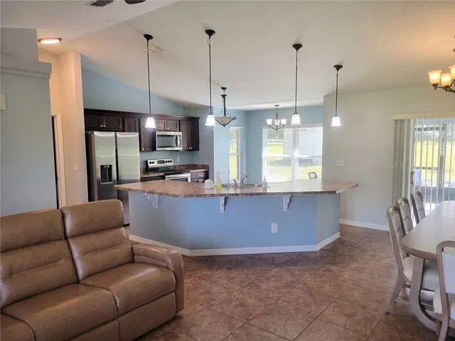 3 bed, 2.0 bath, $3,300 — Photo 4