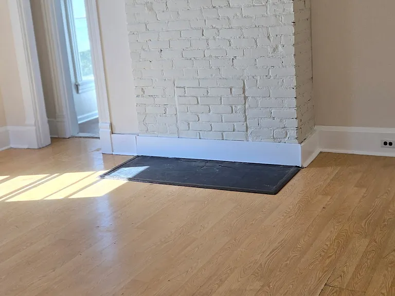 1105 Fillmore St — Photo 5
