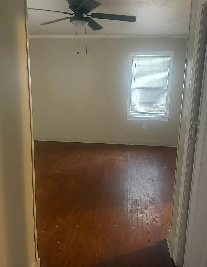 Move-In Ready 4BR/1.5BA Home in Jackson | Spacious Living & Convenient Location — Photo 4