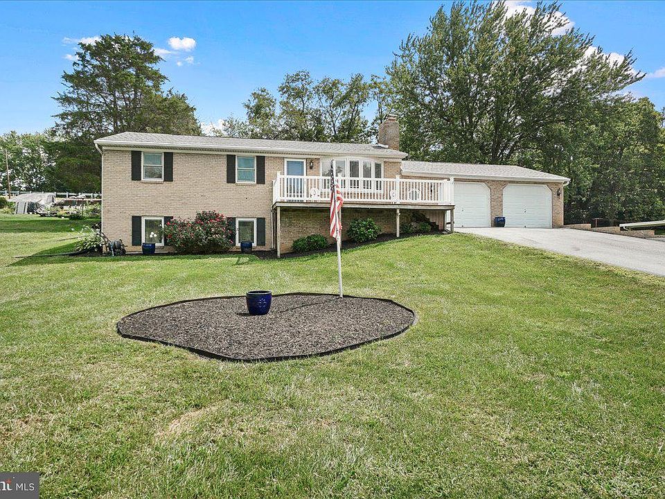 1st image of 21633 Kelso Dr