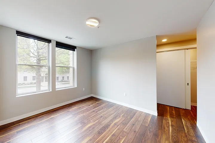 520 E Armour — Photo 181