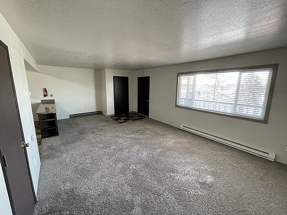 2nd image of 1427 W 27th Ave APT 31