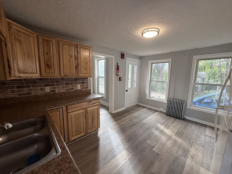 1st image of 22 West St APT 1