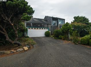 890 Newport Ave SW, Bandon, OR 97411