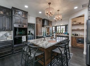 2745 W Cromwell Ave, Fresno, CA 93711