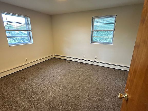 4th image of 4014 Nancy Dr APT 3