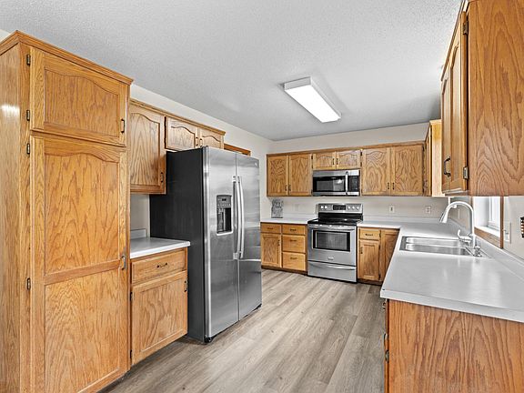 5th image of 5512 44th Ave NW